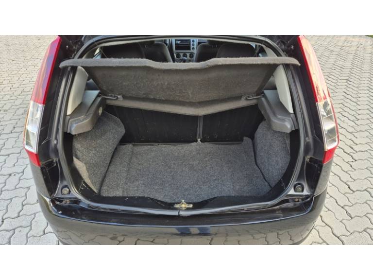 FORD - FIESTA - 2008/2008 - Preta - R$ 28.900,00